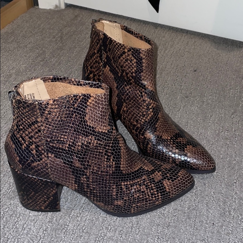 Steve Madden Jillian Booties